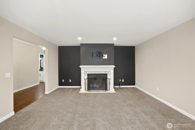 Property photo for 11220 196th Avenue NE, Redmond photo 24