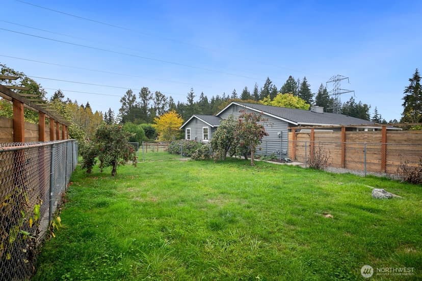 Property photo for 11220 196th Avenue NE, Redmond photo 3