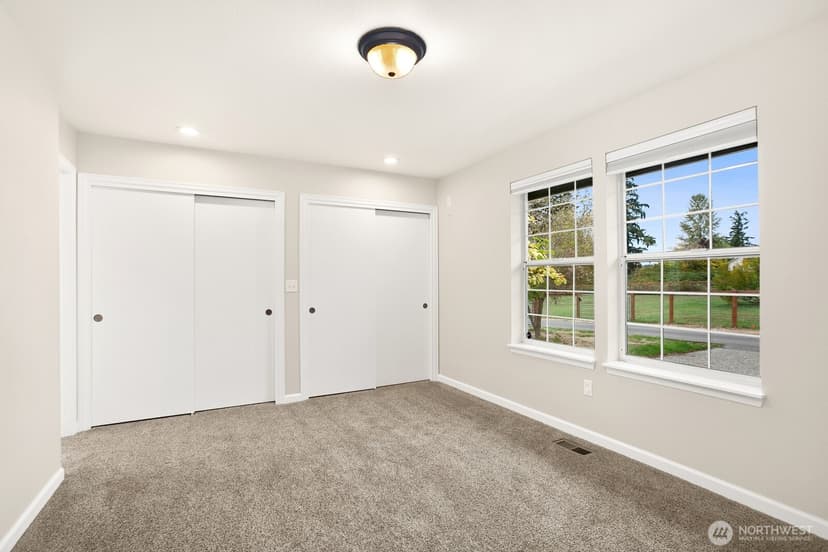 Property photo for 11220 196th Avenue NE, Redmond photo 16