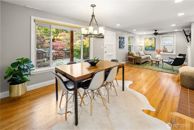 Property photo for 3825 33rd Avenue W, Seattle photo 5