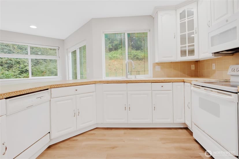 Property photo for 18911 101st Street Ct E, Bonney Lake photo 11