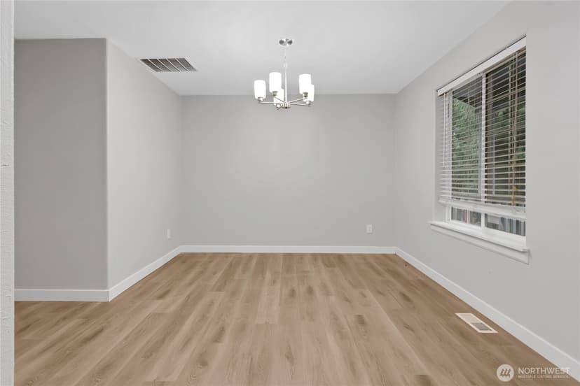 Property photo for 18911 101st Street Ct E, Bonney Lake photo 4