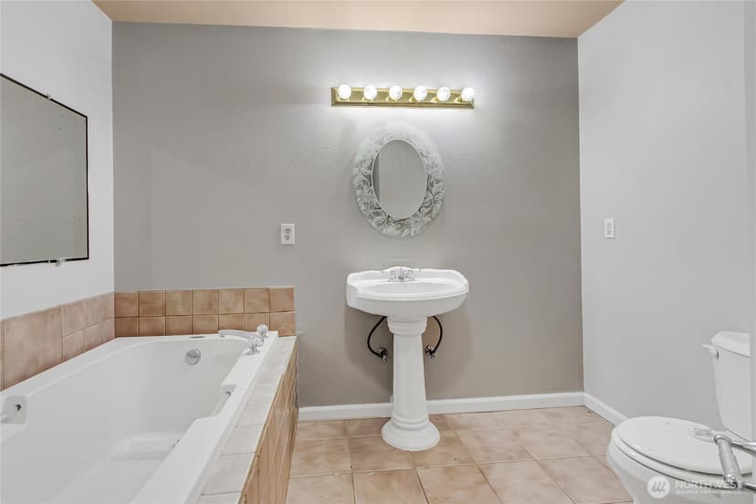 Property photo for 18911 101st Street Ct E, Bonney Lake photo 24