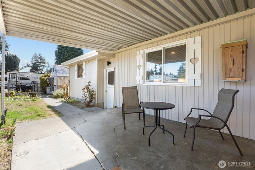Property photo for 18806 4th Avenue S, Burien photo 21