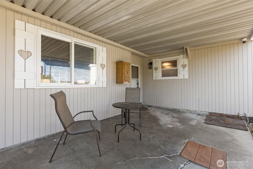 Property photo for 18806 4th Avenue S, Burien photo 22