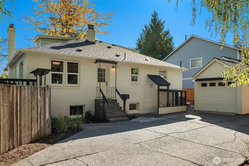 Property photo for 8015 42nd Avenue NE, Seattle photo 34