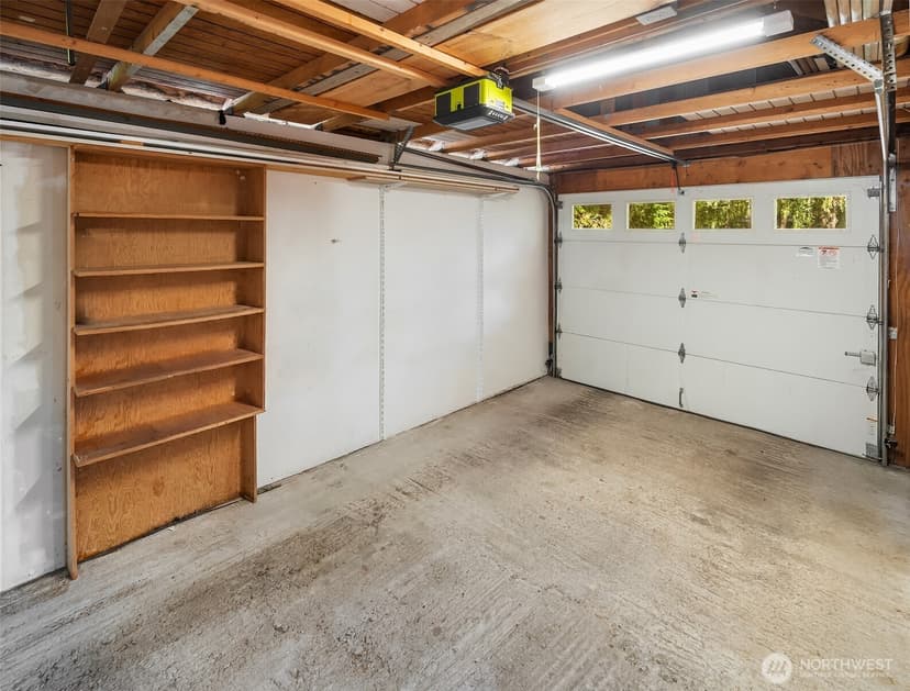Property photo for 8015 42nd Avenue NE, Seattle photo 35