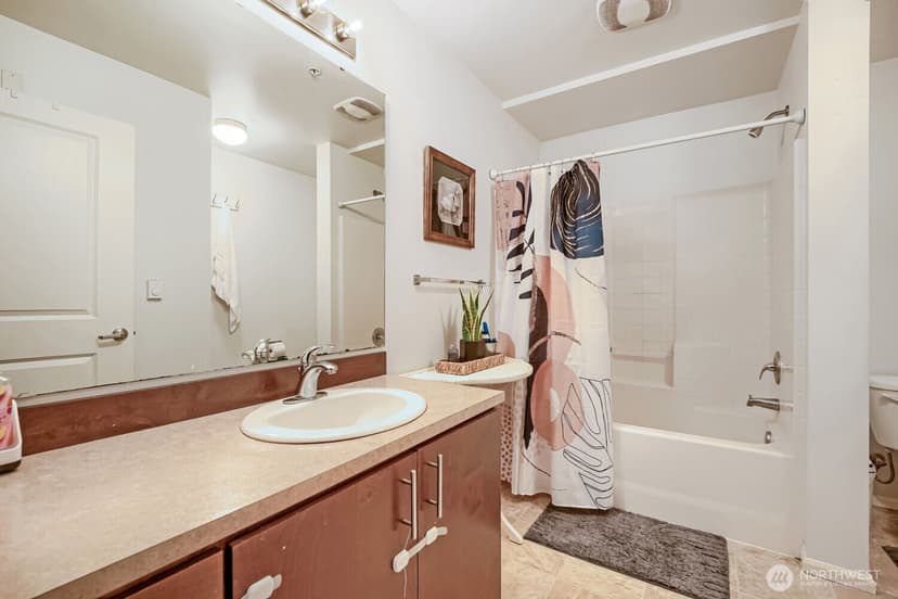 Property photo for 21082 40th Place S #G1, SeaTac photo 13