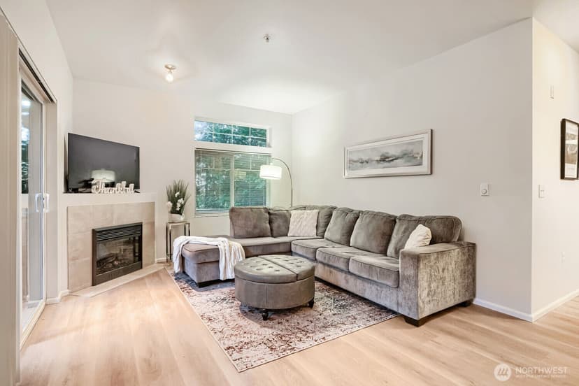 Property photo for 21082 40th Place S #G1, SeaTac photo 5