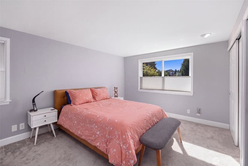 Property photo for 7111 Linden Avenue N #304, Seattle photo 15