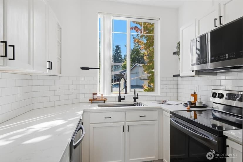 Property photo for 2712 151st Place SW #X101, Lynnwood photo 8