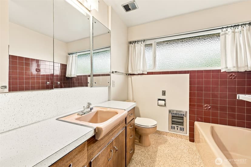 Property photo for 22545 10th Avenue S, Des Moines photo 18