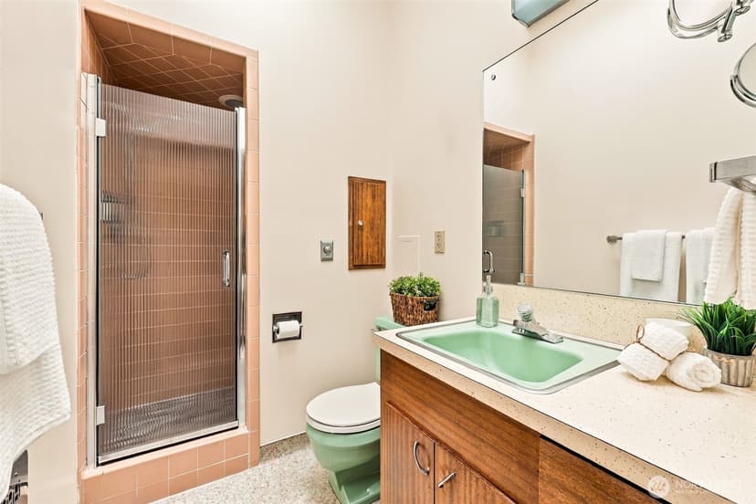 Property photo for 22545 10th Avenue S, Des Moines photo 21