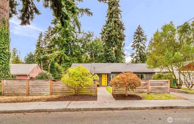 Property photo for 22904 53rd Avenue W, Mountlake Terrace photo 2