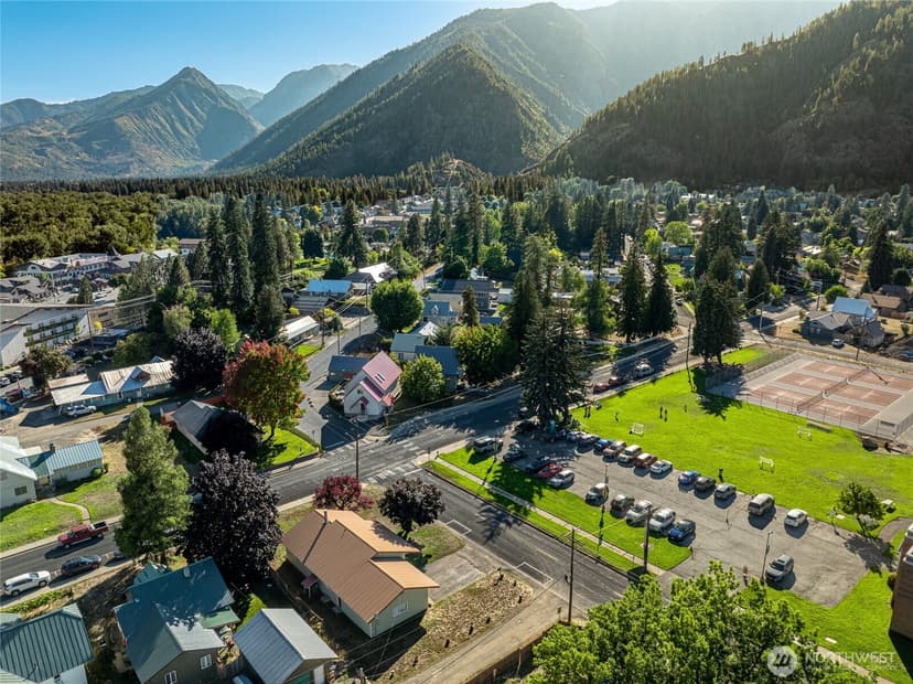 Property photo for 200 Central Avenue, Leavenworth photo 4