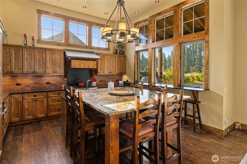 Property photo for 400 Tipple Hill Loop, Cle Elum photo 5