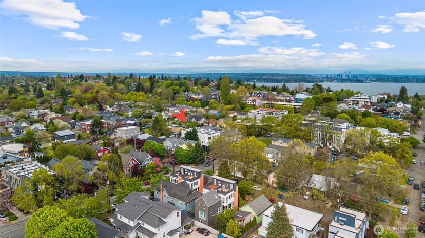 Property photo for 2612 E Yesler Way, Seattle photo 39