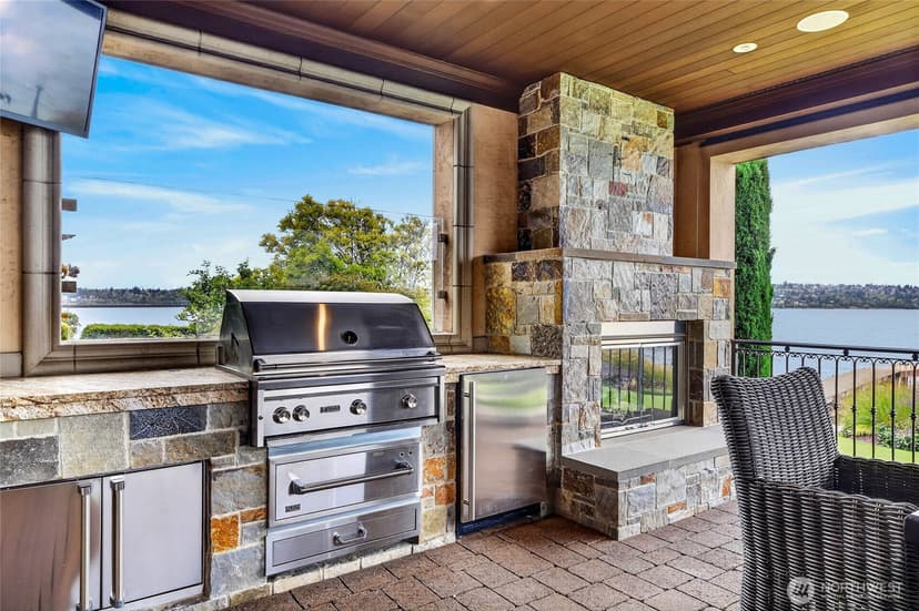 Property photo for 5904 SE 20th Street, Mercer Island photo 36