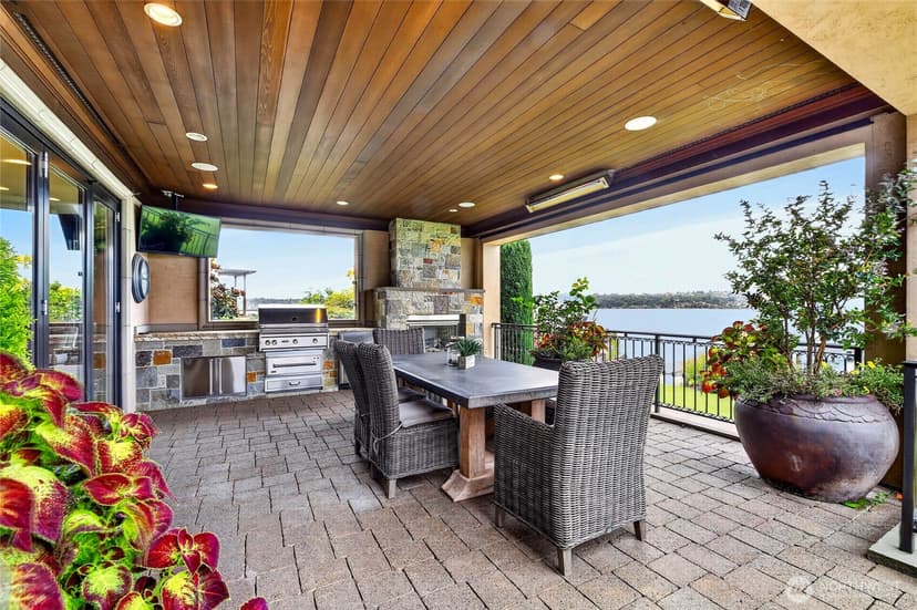 Property photo for 5904 SE 20th Street, Mercer Island photo 37