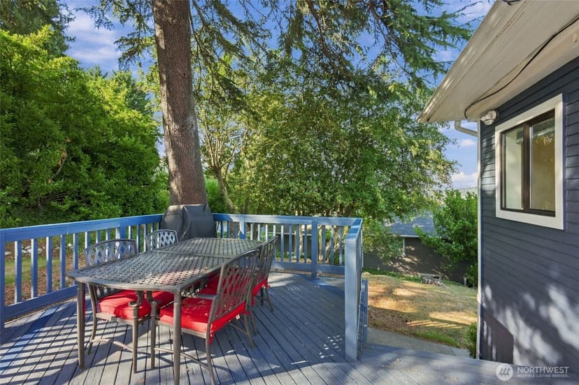 Property photo for 10115 66th Avenue S, Seattle photo 29