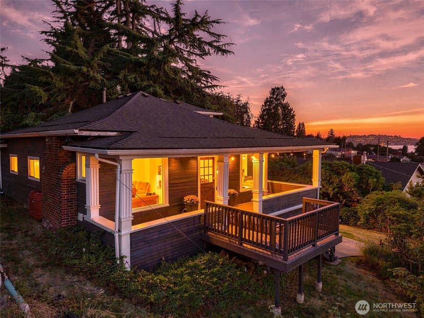 Property photo for 10115 66th Avenue S, Seattle photo 4