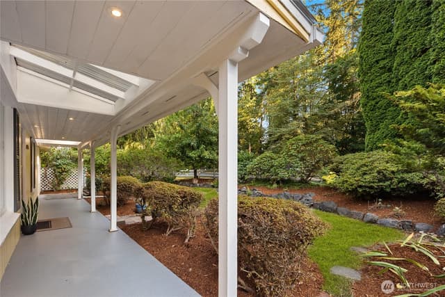 Property photo for 2108 NE 165th Street, Shoreline photo 5