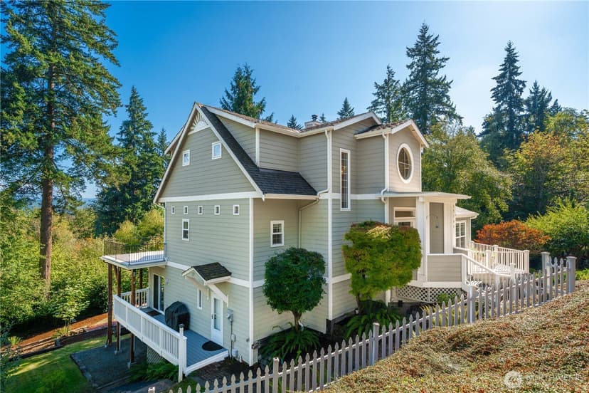 Property photo for 13704 120th Street E, Puyallup photo 4