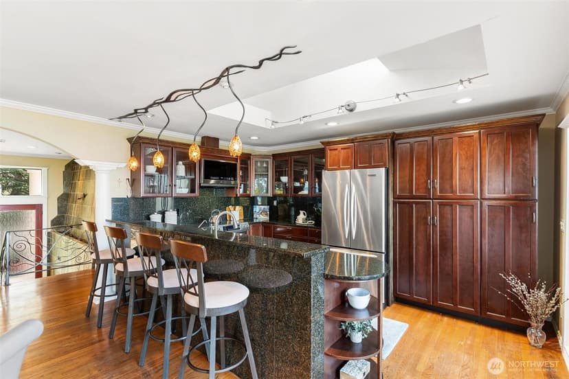 Property photo for 11912 Marine View Drive, Edmonds photo 21