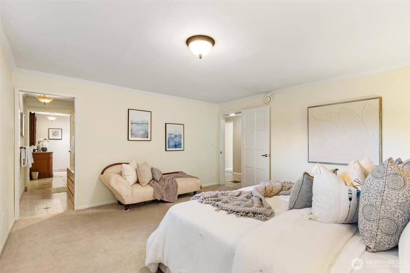 Property photo for 11912 Marine View Drive, Edmonds photo 32