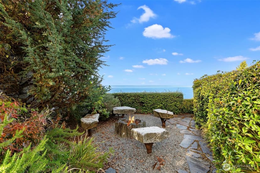 Property photo for 11912 Marine View Drive, Edmonds photo 38