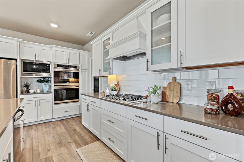 Property photo for 32800 Ash Avenue SE, Black Diamond photo 6