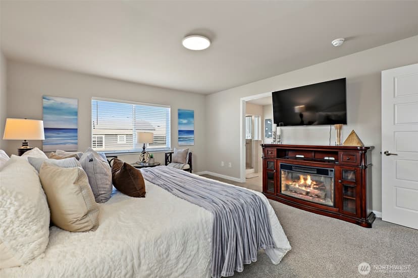 Property photo for 32800 Ash Avenue SE, Black Diamond photo 10