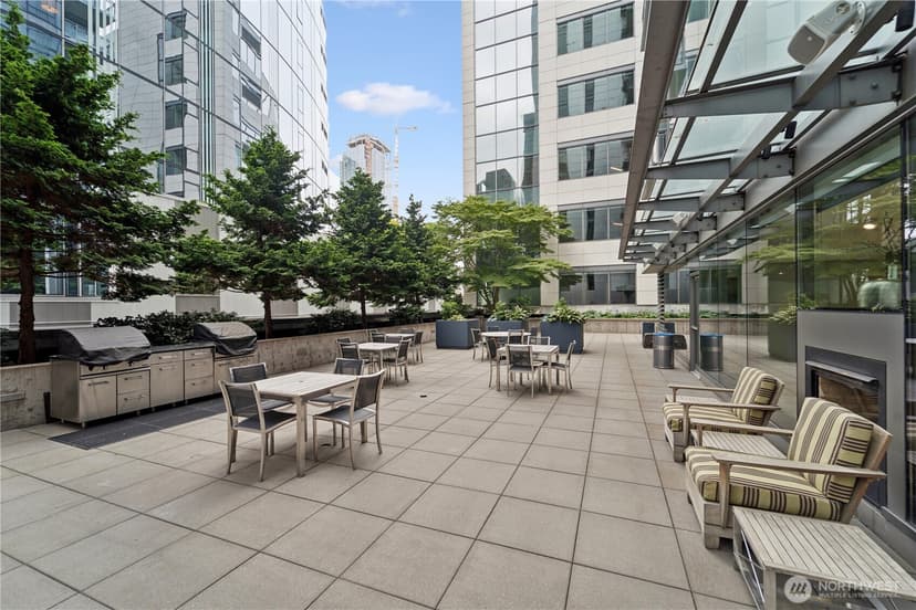 Property photo for 820 Blanchard Street #904, Seattle photo 30