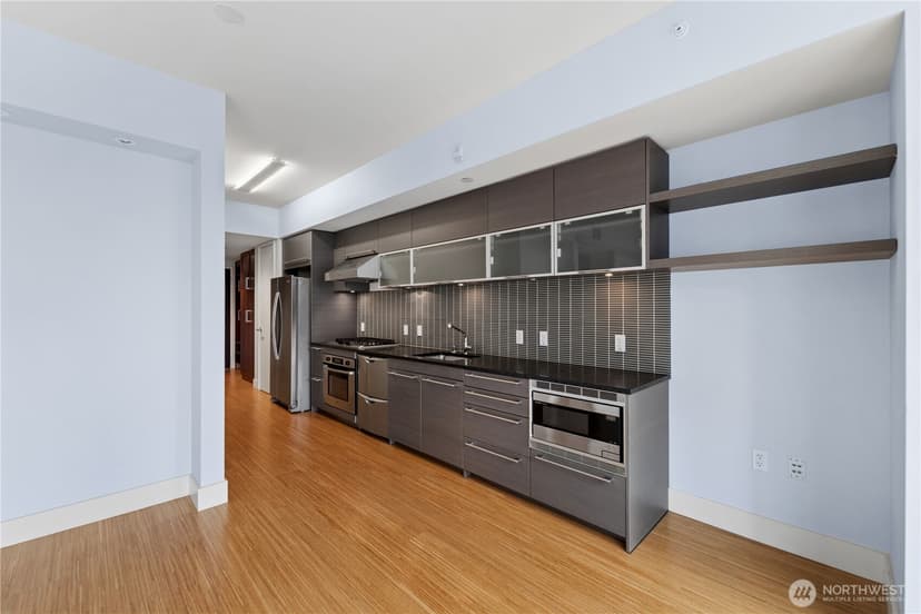Property photo for 820 Blanchard Street #904, Seattle photo 14