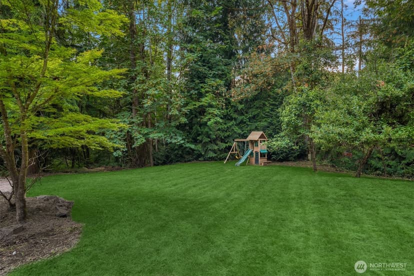 Property photo for 6519 214th Avenue NE, Redmond photo 37