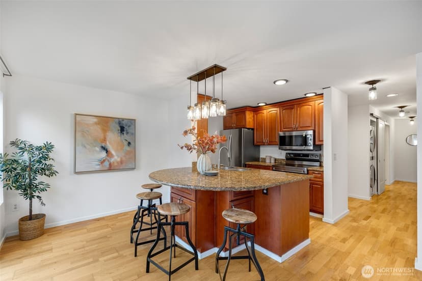 Property photo for 500 Aloha Street #211, Seattle photo 7
