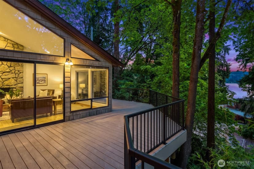 Property photo for 4336 E Mercer Way, Mercer Island photo 8