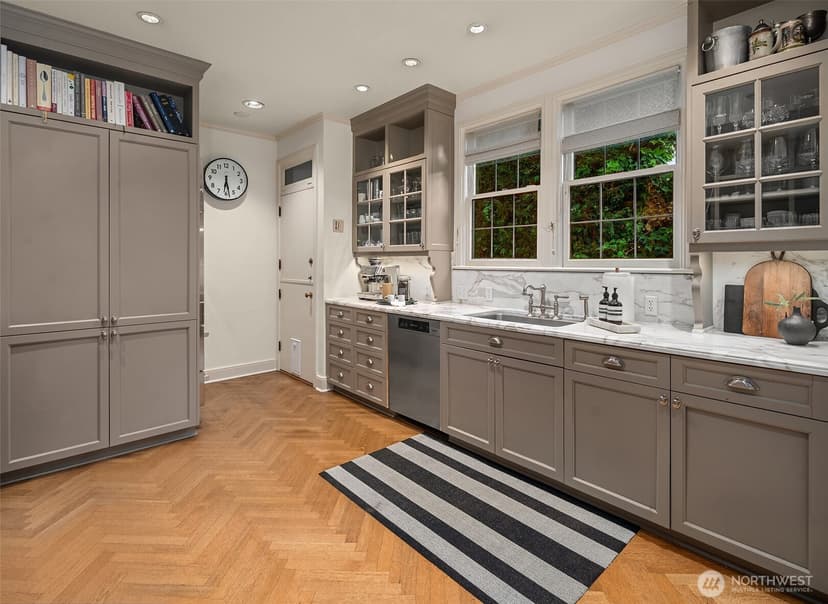 Property photo for 1641 Windermere Drive E, Seattle photo 16