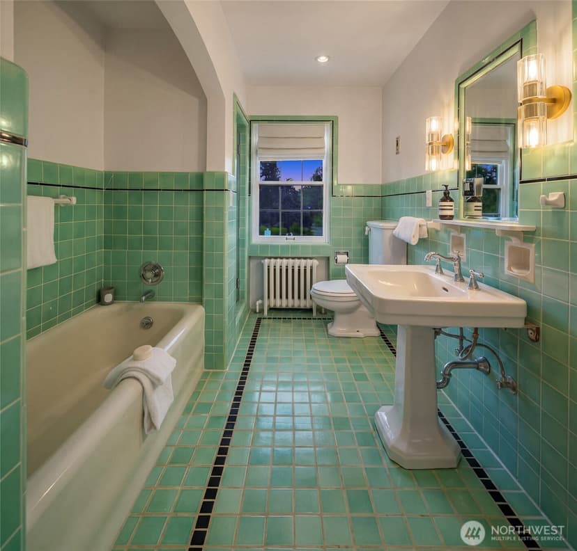Property photo for 1641 Windermere Drive E, Seattle photo 24