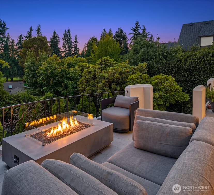 Property photo for 1641 Windermere Drive E, Seattle photo 35