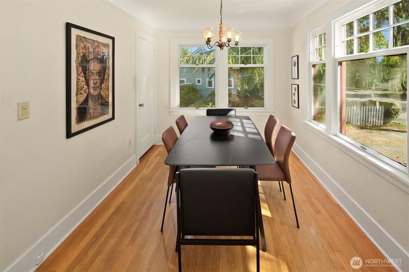 Property photo for 1222 NE 100th Street, Seattle photo 10