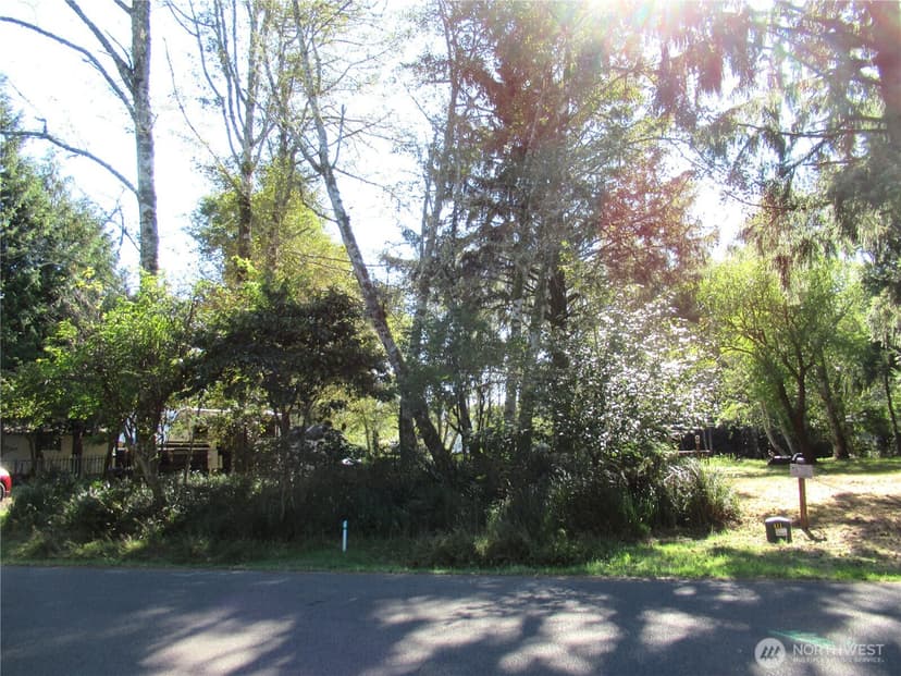 Property photo for 861 Hassalo Avenue SE, Ocean Shores photo 3
