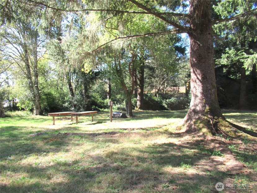 Property photo for 861 Hassalo Avenue SE, Ocean Shores photo 7