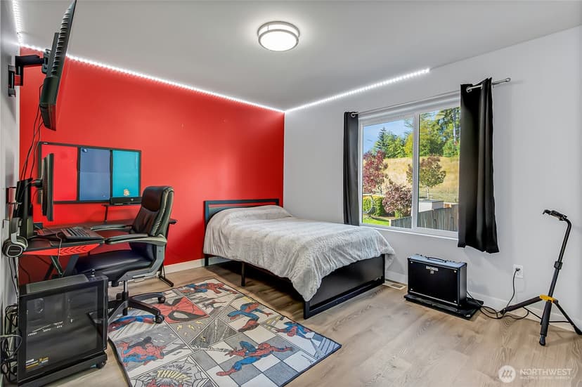 Property photo for 33913 12th Place SW, Federal Way photo 18