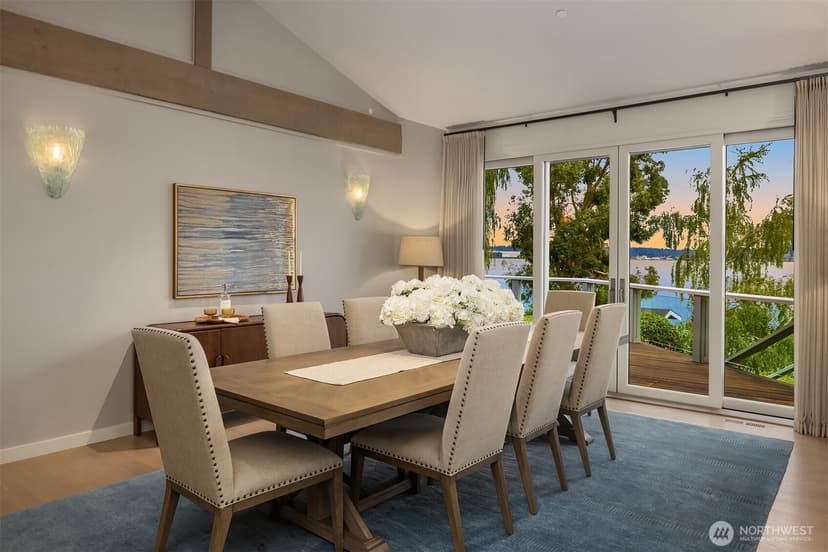 Property photo for 8493 W Mercer Way, Mercer Island photo 18