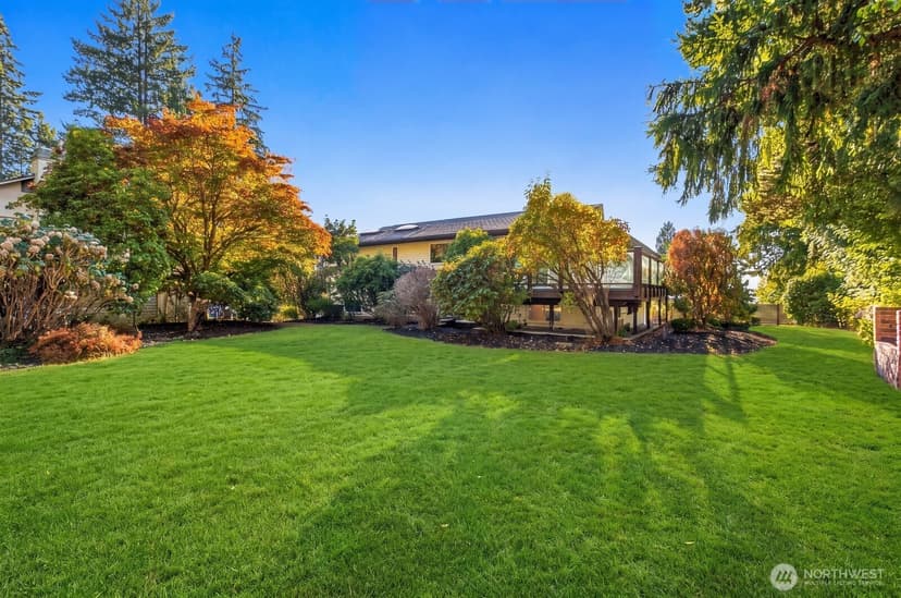 Property photo for 7011 165th Place SW, Edmonds photo 16