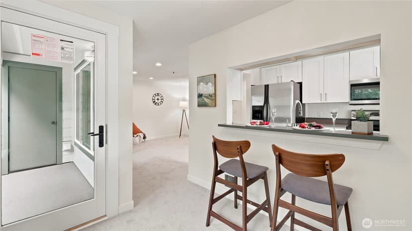 Property photo for 220 NE Dogwood Street #B301, Issaquah photo 16
