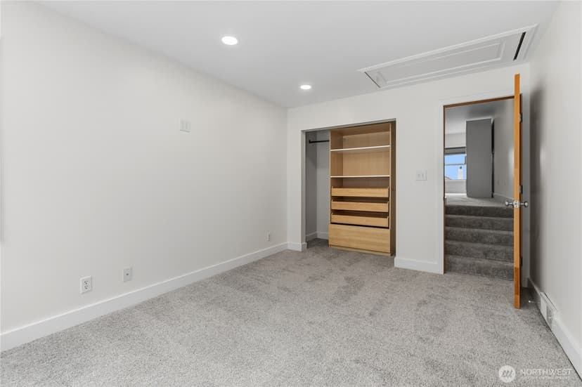 Property photo for 5306 Beach Drive SW, Seattle photo 20