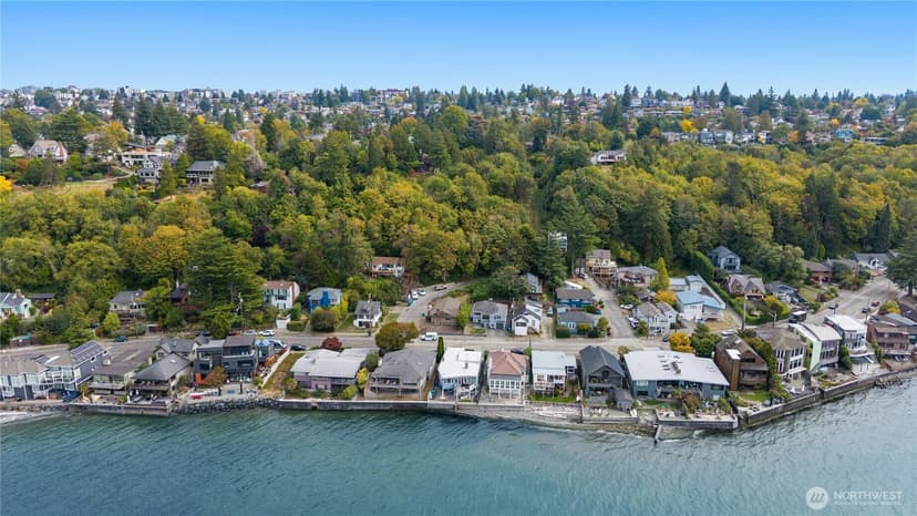 Property photo for 5306 Beach Drive SW, Seattle photo 32