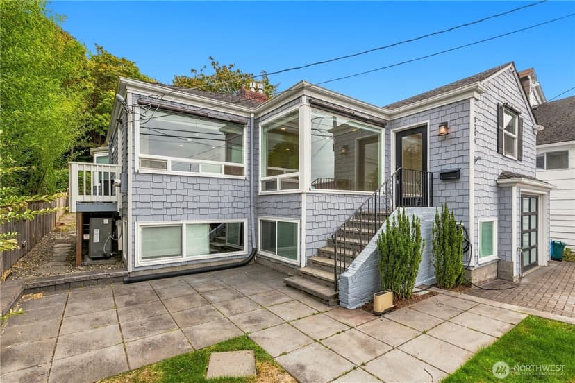 Property photo for 5306 Beach Drive SW, Seattle photo 6